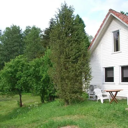 Altja Villa Guesthouse *